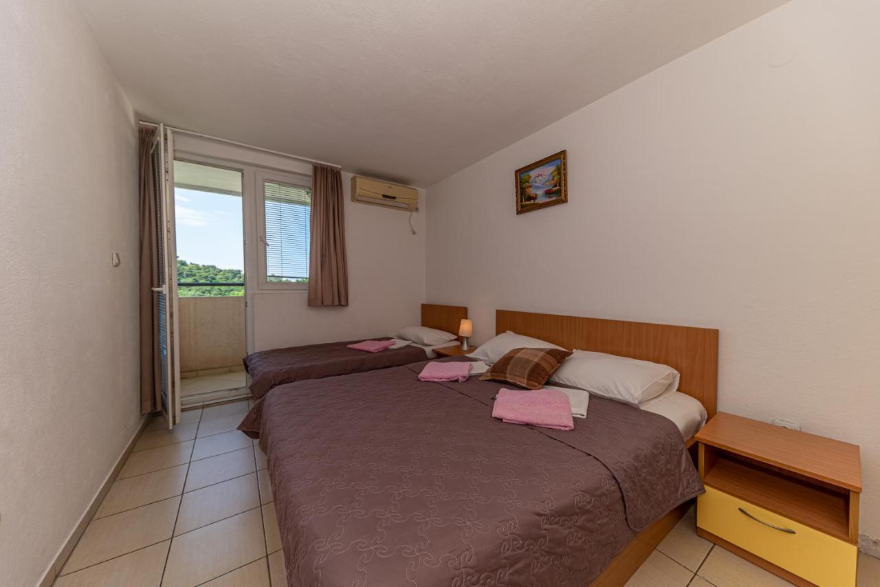 Apartment Knezevic Петровац Экстерьер фото