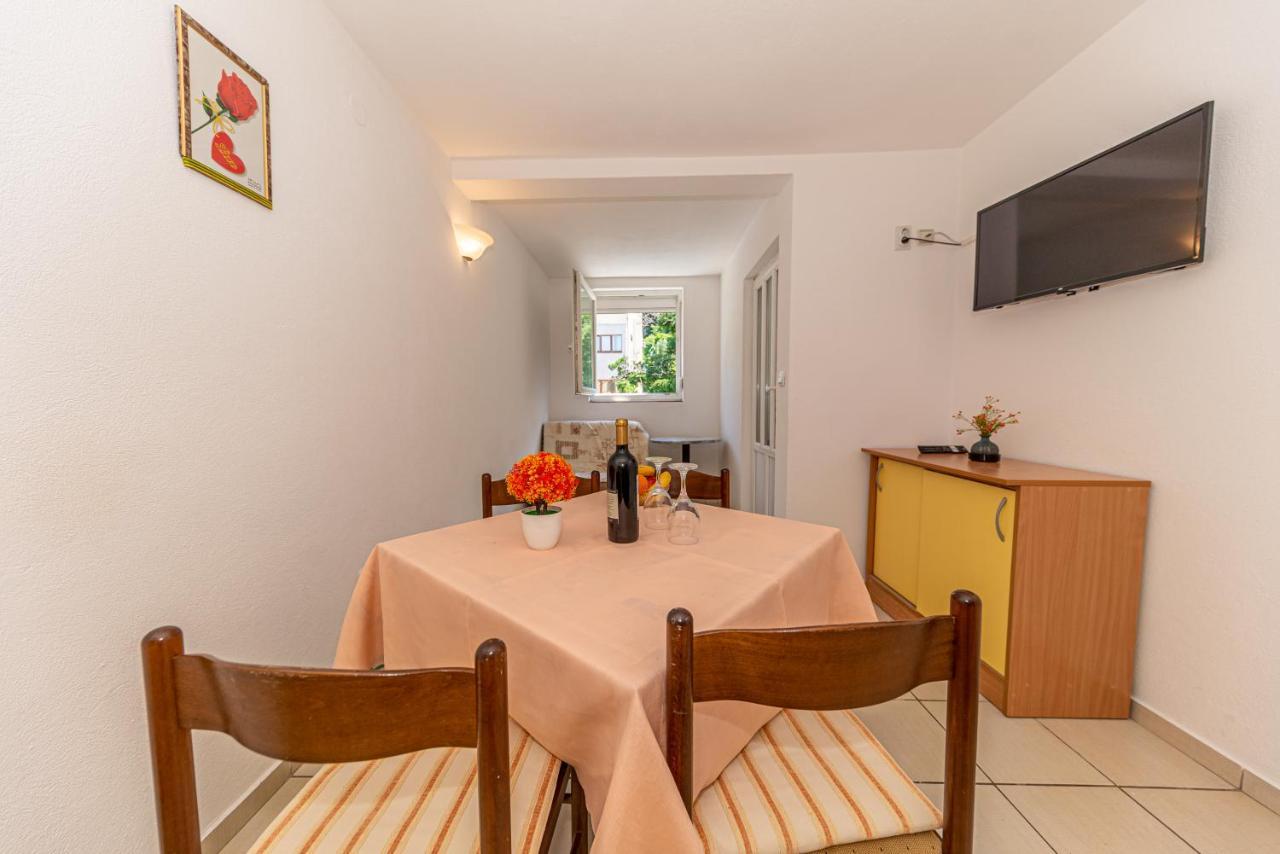 Apartment Knezevic Петровац Экстерьер фото