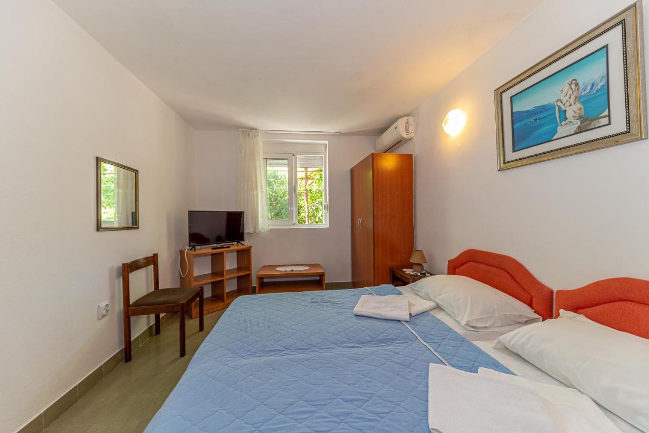 Apartment Knezevic Петровац Экстерьер фото