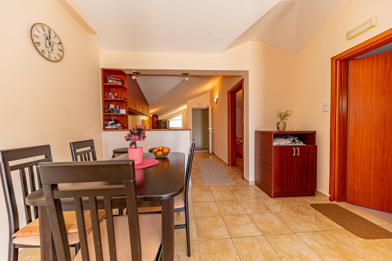 Apartment Knezevic Петровац Экстерьер фото