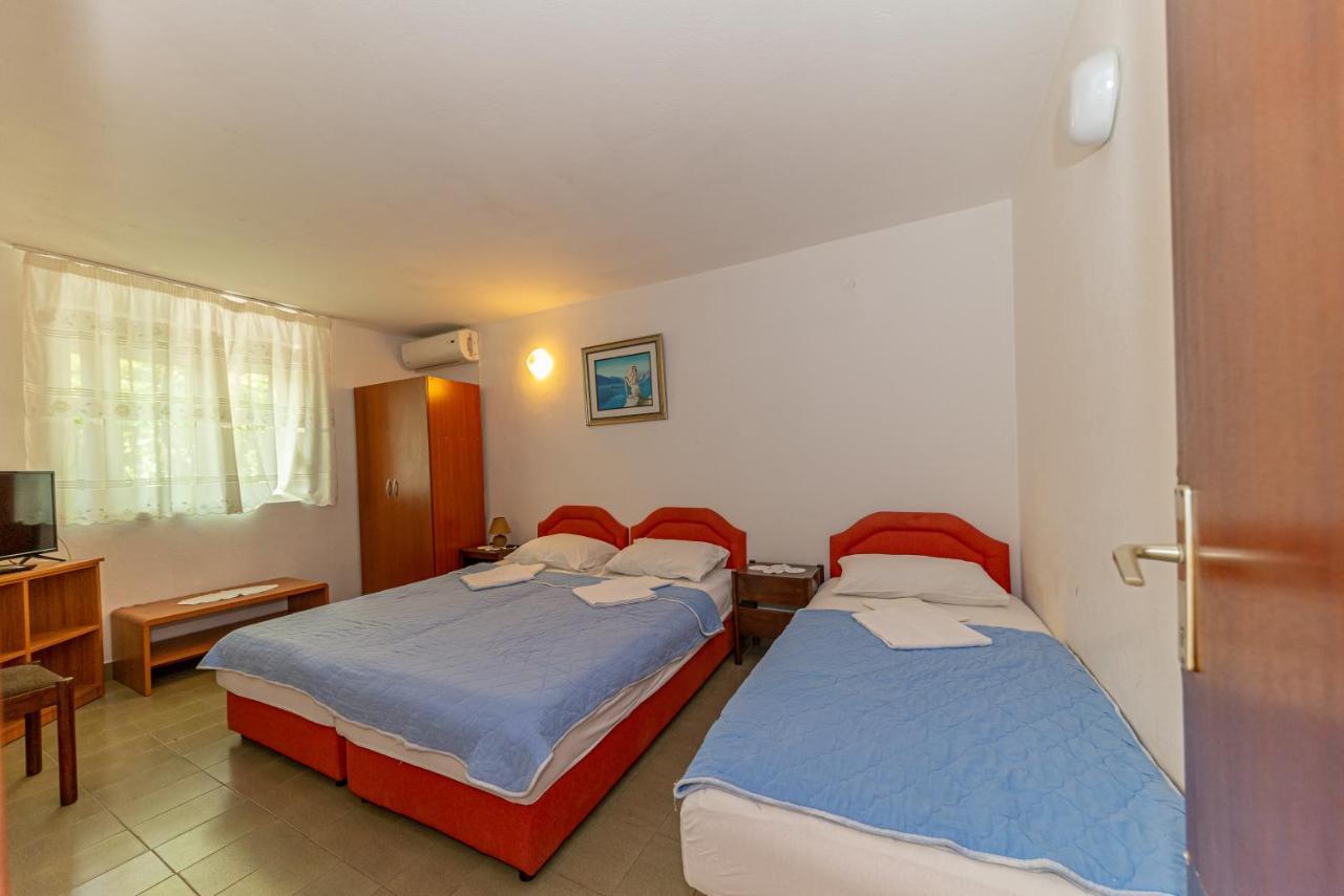Apartment Knezevic Петровац Экстерьер фото