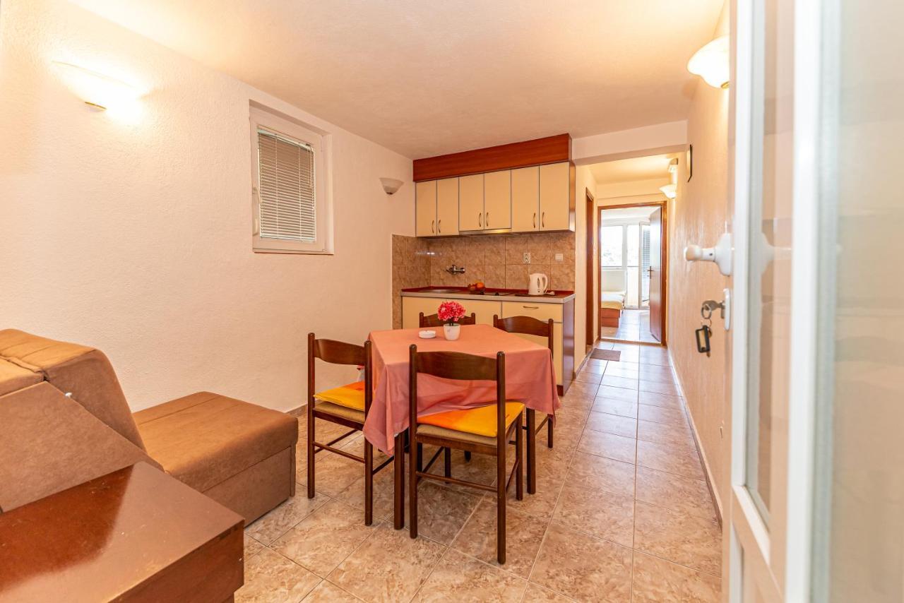 Apartment Knezevic Петровац Экстерьер фото